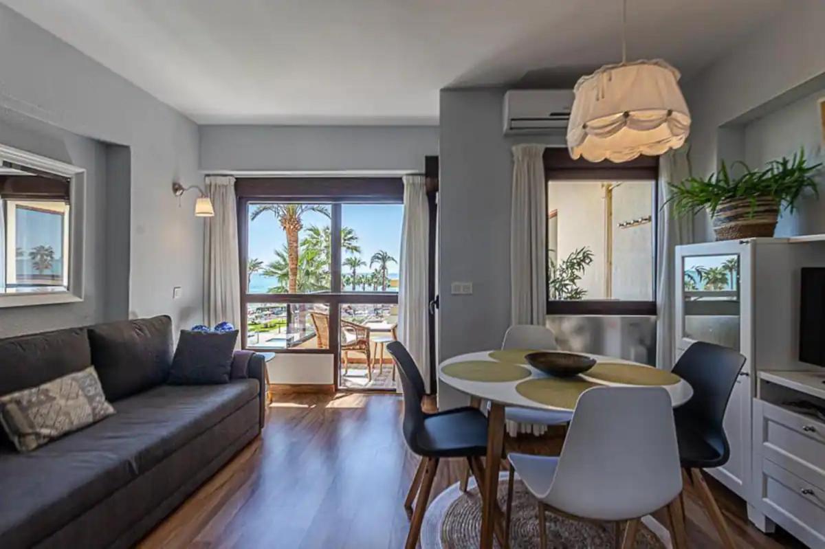 Encantador Apartamento En Primera Linea De Playa Benalmádena Extérieur photo